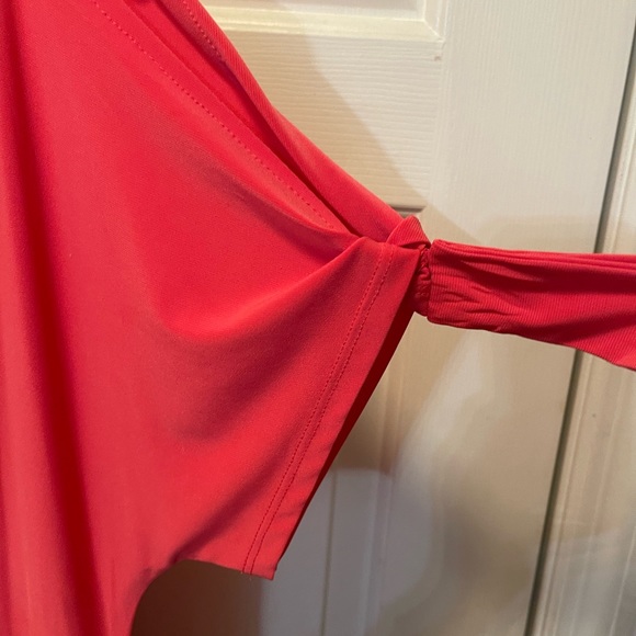 RN Studio Tie Sleeve Dress - Picture 3 of 6